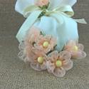 Fiorellini bomboniera in organza color salmone 2