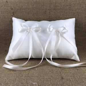 Cuscino portafedi in raso bianco